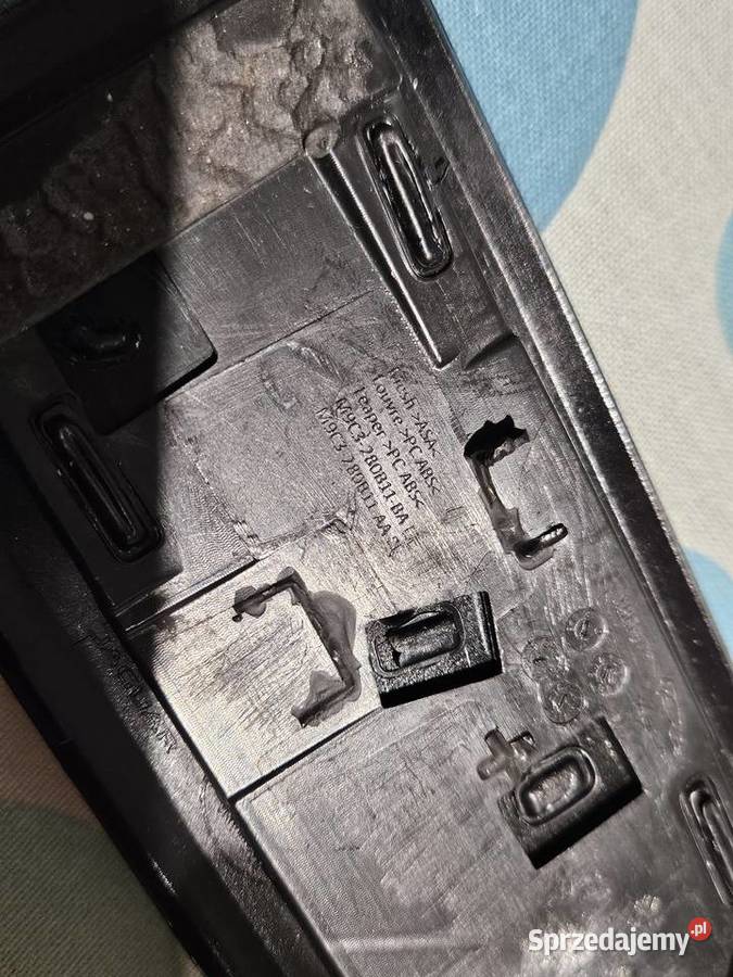 JAGUAR EPACE R X540 LISTWA NA BŁOTNIK LEWA Międzychód