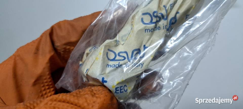 Zawór ssący VW GOLF I POLO AUDI 50 80 11 13 osobowe Luzino