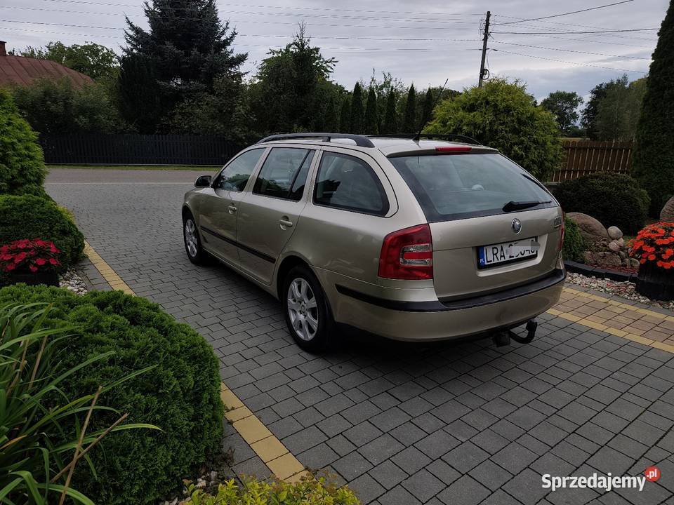 Skoda Octavia II 16 benzyna 4/5 Radzyń Podlaski