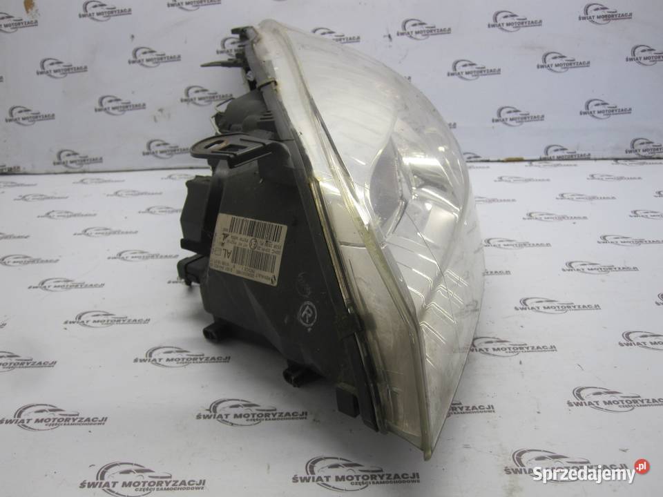 RENAULT MEGANE III 11r lampa lewa przód ANGLIK świętokrzyskie Kielce