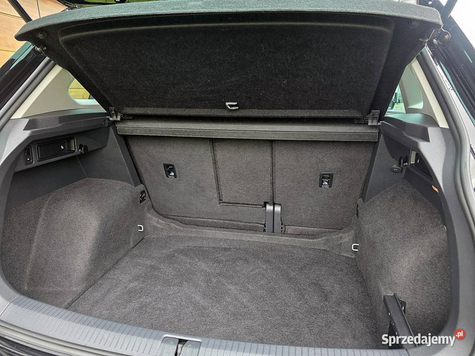 Volkswagen Tiguan serwis ASO hak nawigacja II relingi dachowe Rydułtowy