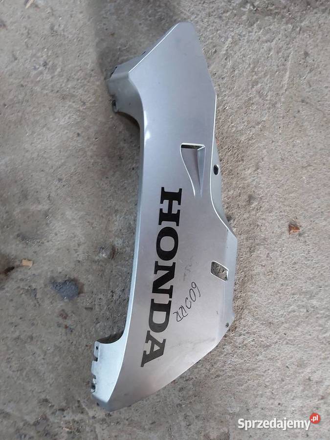 Honda 600rr 06r owiewka boczek pług plastik Chojnice sprzedam