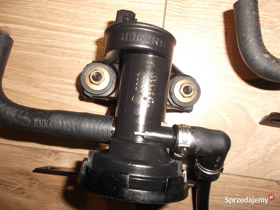 VW T4 2000 2500 BENZYNA SIEMENS 023 906 281 Części Świerzawa