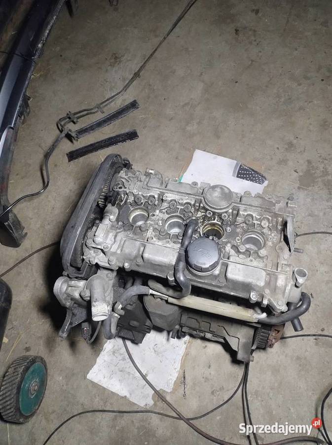 Silnik Volvo V40 S40 18 części czytać opis Skierniewice