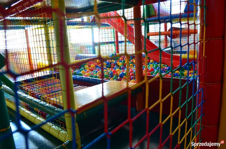 WEWNĘTRZNY PLAC ZABAW Ustrzyki Dolne sprzedam