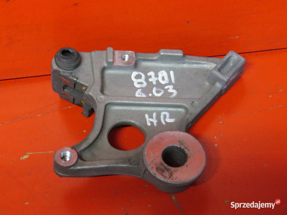 HONDA HORNET 600 PC25 03 jarzmo zacisku tył sprzedam