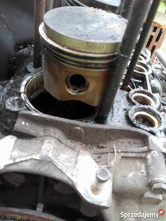 Silnik fiat 126p REMONCIE Silniki i osprzęt małopolskie Myślenice
