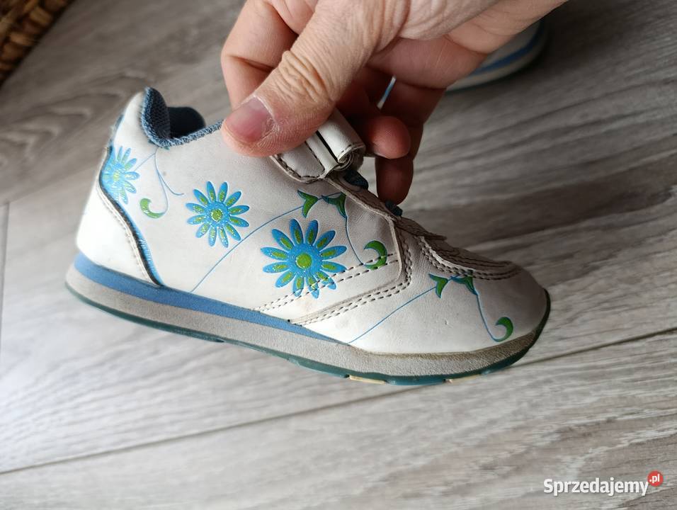 adidasy dziecięce rozmiar 25 długość wkładki 16 Dla Dziecka