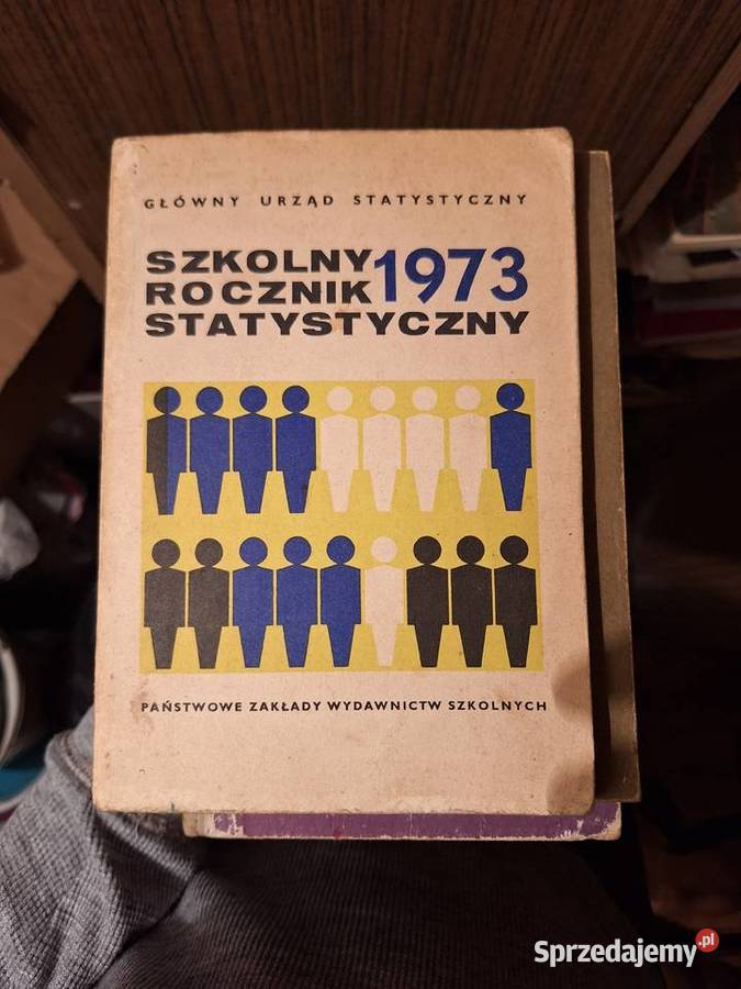 Szkolny rocznik statystyczny 1973