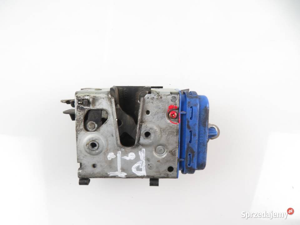 ZAMEK PRAWY TYLNY AUDI A3 8L 4A0839016D