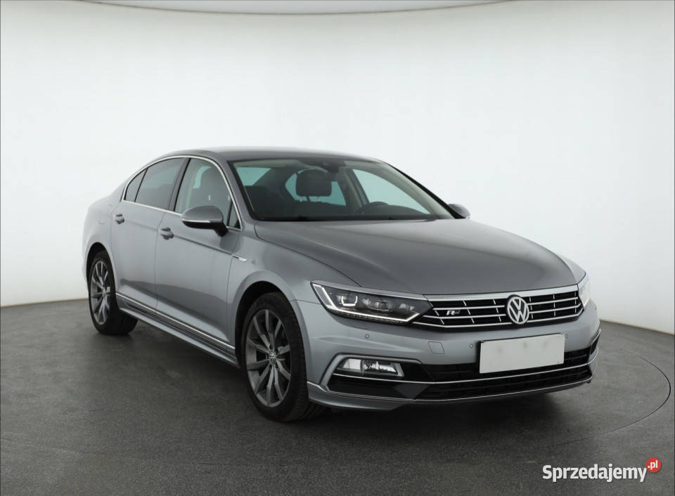 VW Passat 20 TDI elektrycznie ustawiane fotele Piaseczno