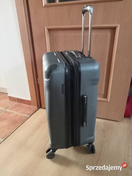 walizka podróżna na czterech kółkach Nowy Tomyśl