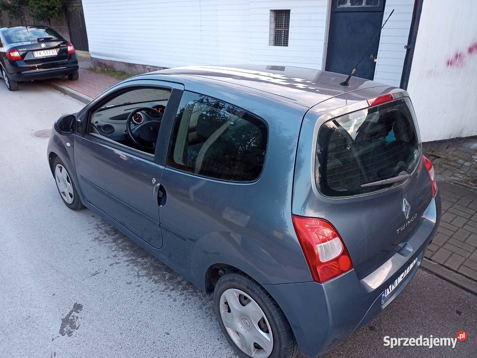 Renault Twingo benzyna 12 2007 sprawny Staszów