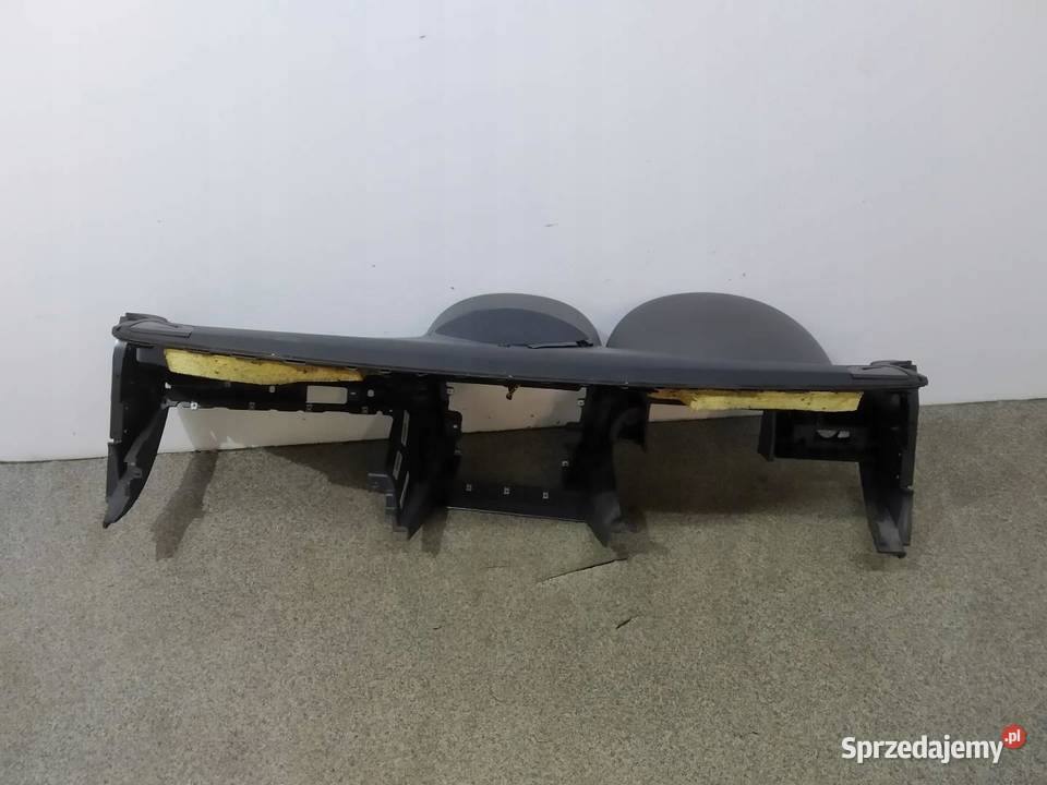 DESKA ROZDZIELCZA KOKPIT PULPIT PĘKNIĘTA Bmw świętokrzyskie