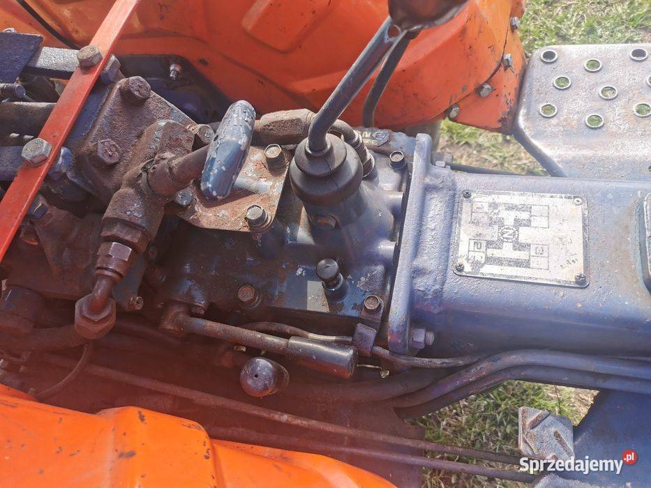 Kubota B7100 4x4 traktorek sadowniczy komunalny sprzedam