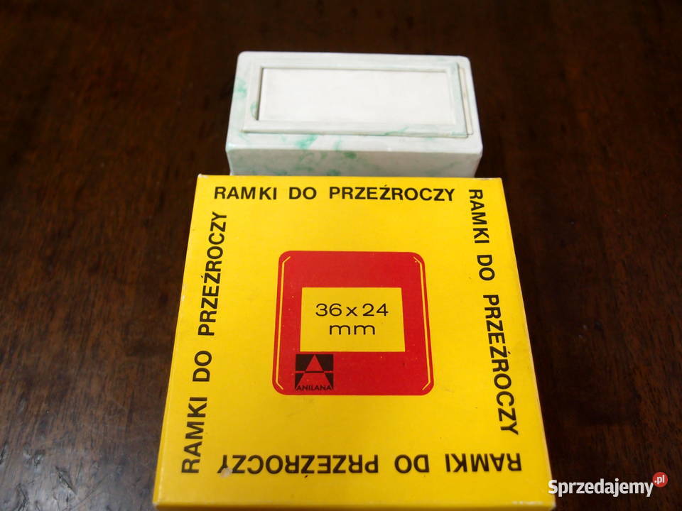 Ramki do przeźroczy 36x24mm gr3mm ZWChAnilana