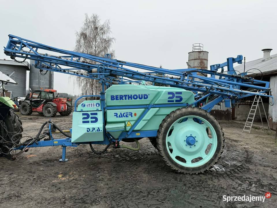 Opryskiwacz BERTHOUD VOLUX RACER 25 2500L Bezwola sprzedam