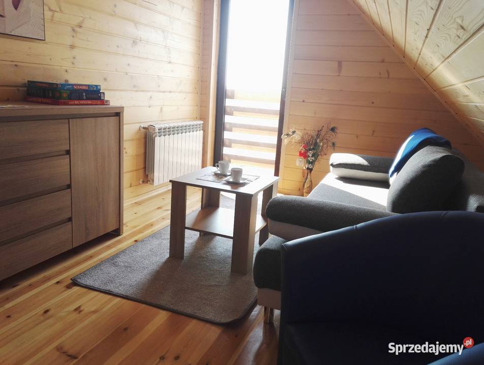 Dom całoroczny z prywatną linią brzegową jeziora