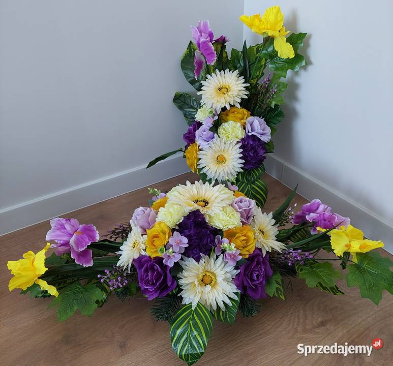 Kompozycja wiązanka komplet na cmentarz grób Książenice