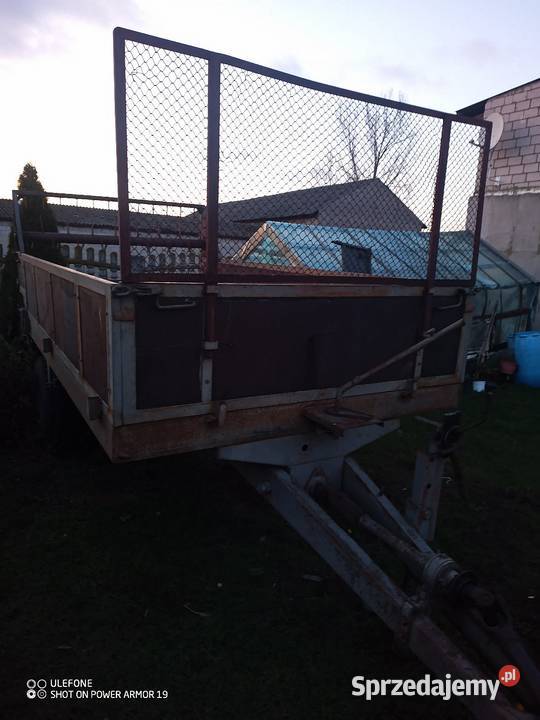 Rozrzutnik obornika jednoosiowy nieuszkodzony Kiełczygłówek sprzedam