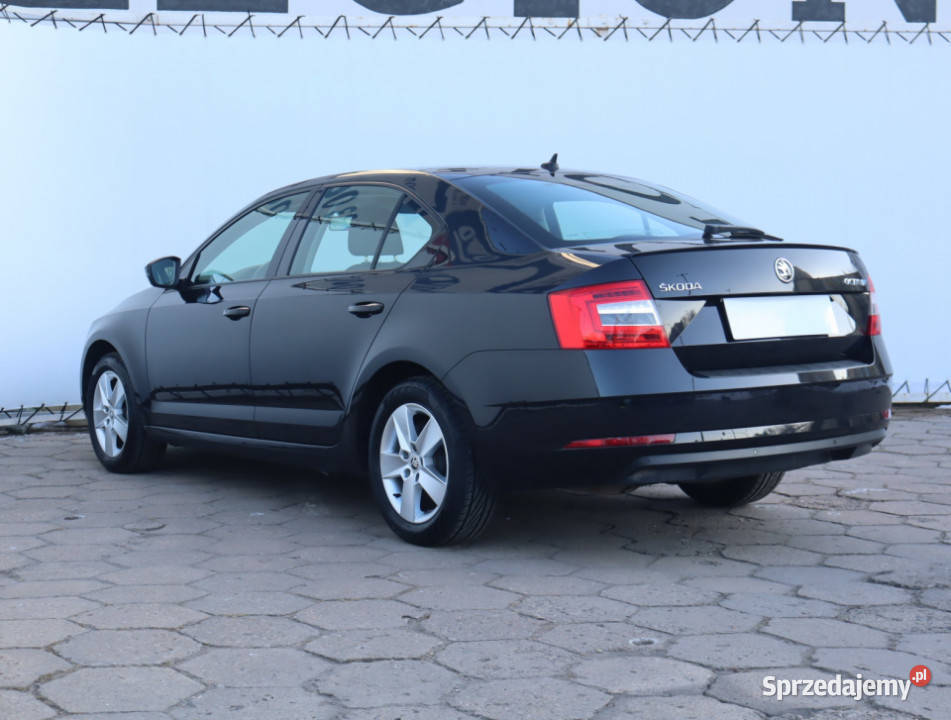 Skoda Octavia 15 TSI wielofunkcyjna kierownica Łódź
