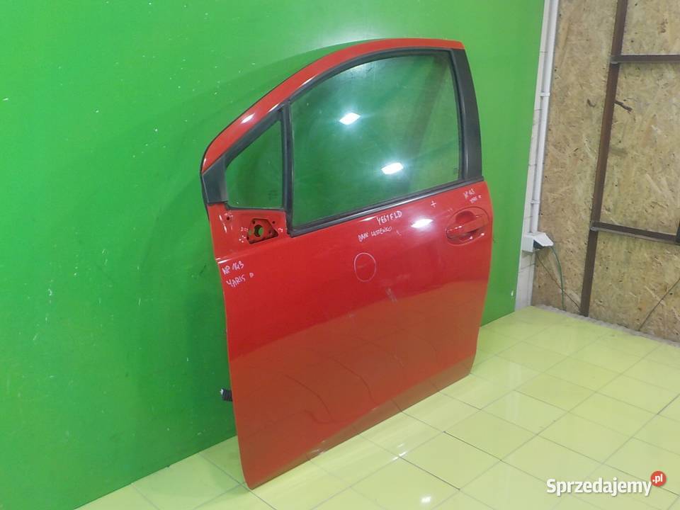 TOYOTA YARIS III 10 VVTI 11r HB 5D drzwi lewe Suków