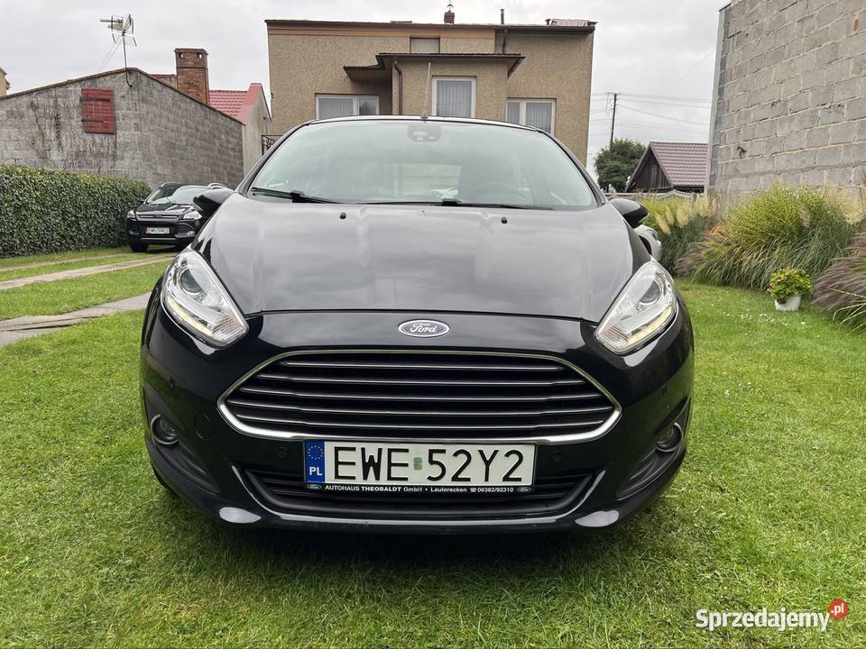 Ford Fiesta 10 benzyna 2015 klima grzana szyba welurowa tapicerka Wieruszów sprzedam
