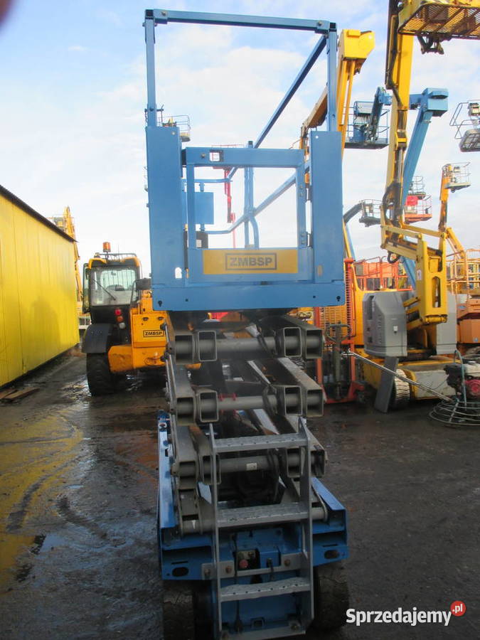 Podnośnik nożycowy podest ruchomy 12 m Genie Pleszew