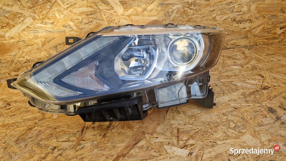 NISSAN XTRAIL LAMPA PRZÓD PRZEDNIA LEWA EUROPA Lampy przednie sprzedam