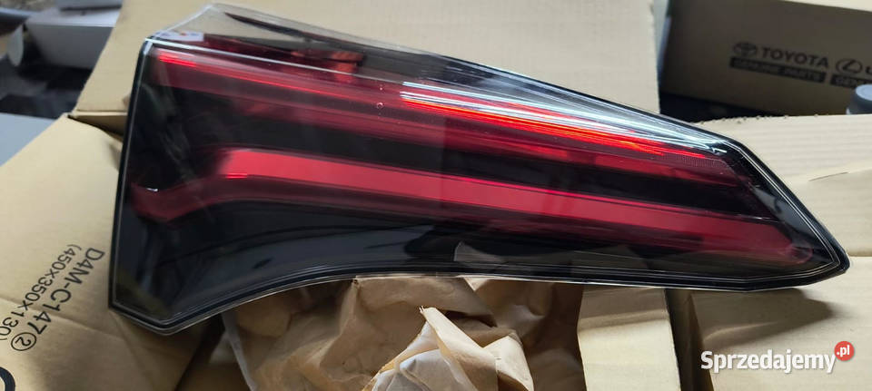 Lampy Rav4 klapa bagażnika gen4 Nowe tył do 2018 Lampy tylne Ruda Śląska sprzedam
