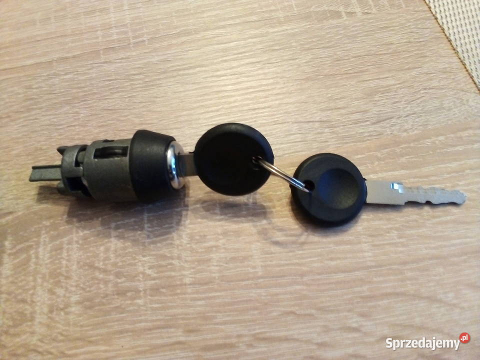 klamki wewnętrzne i zewnętrzne do fiata125p ST Leszno sprzedam