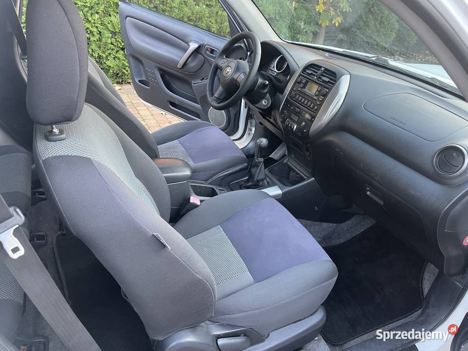 Toyota Rav 4 krótka 4x4 stan top 116KM Gostyń