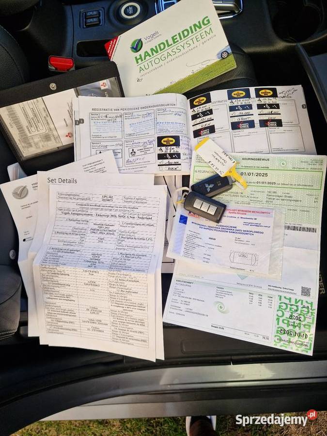 Mitsubishi Outlander 20 PHEV Instyle 4X4 kamera cofania Nadma