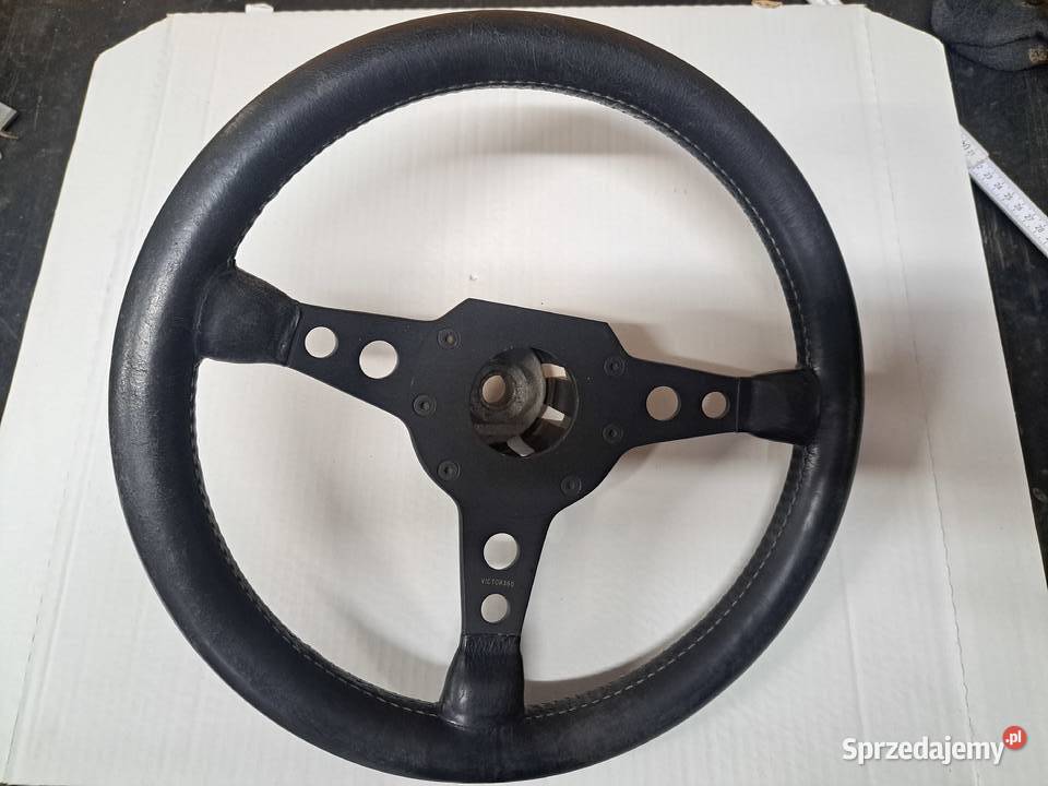 Sportowa skórzana kierownica naba