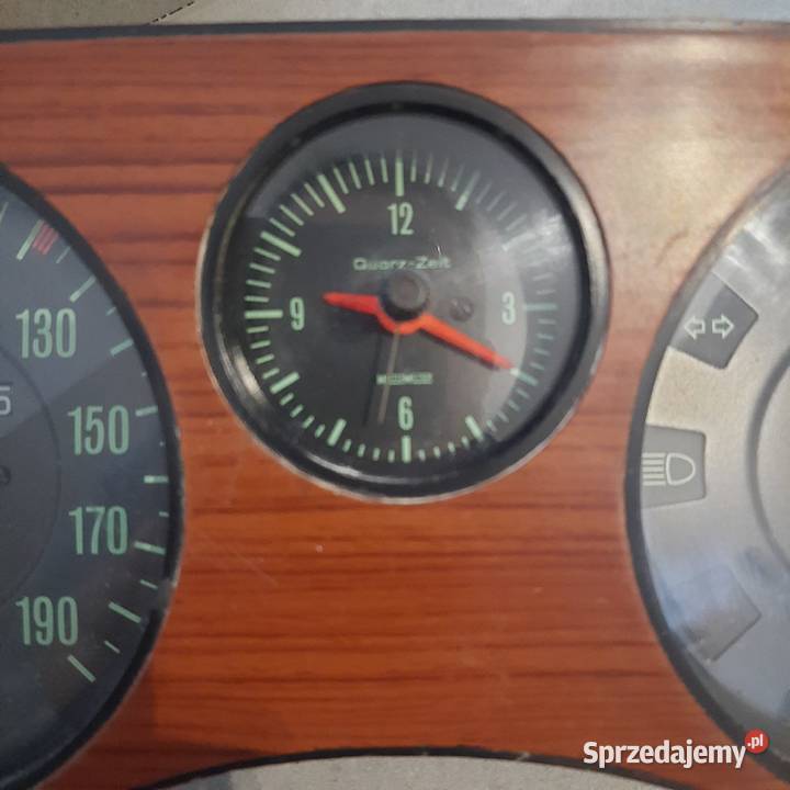 Licznik Volkswagen Passat B1 z zegarkiem Luborzyca