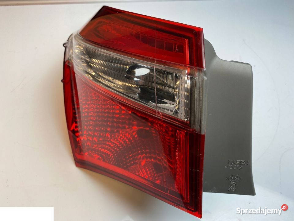 TOYOTA COROLLA E16 E18 LAMPA TYLNA LEWA EUROPA Motoryzacja Kozubszczyzna