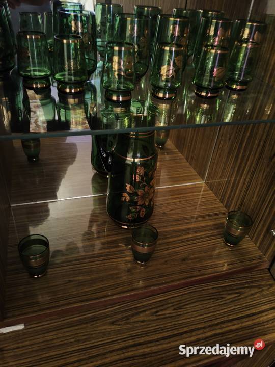 Zestaw Dzbanek Szklanki Kieliszki Porcelana i szkło