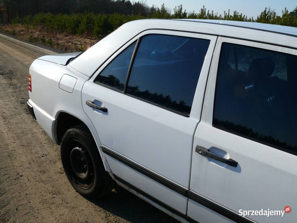 Mercedes W124 25 D Osiecznica