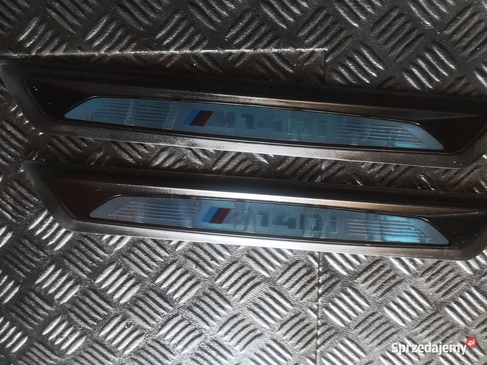 M140i NAKŁADKA LISTWA PROGOWA KOMPLET 4