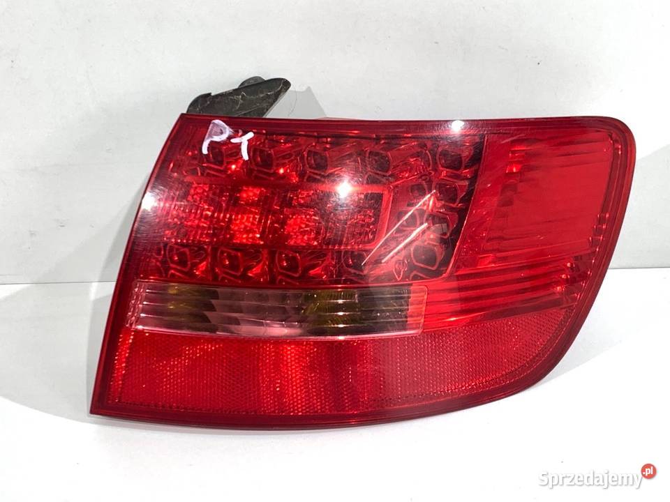 LAMPA PRAWY TYŁ AUDI A6 C6 4F9945096H Kombi 0411