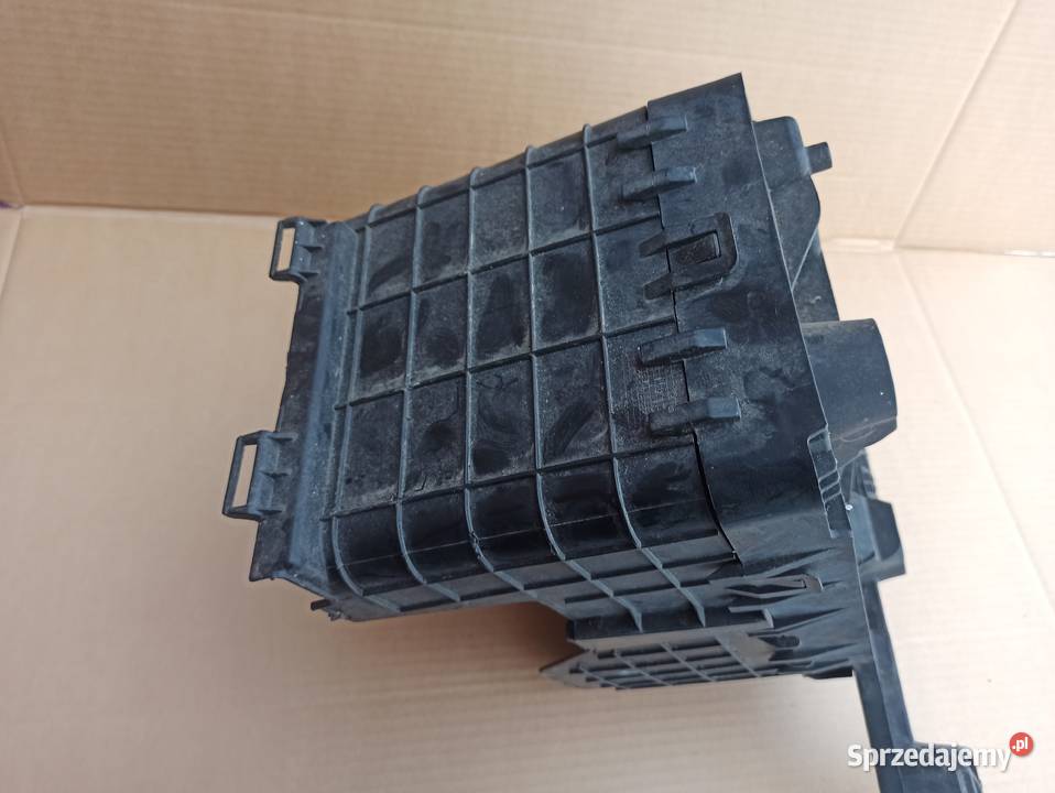 VW PASSAT B6 PODSTAWA AKUMULATORA 1K0915333C osobowe