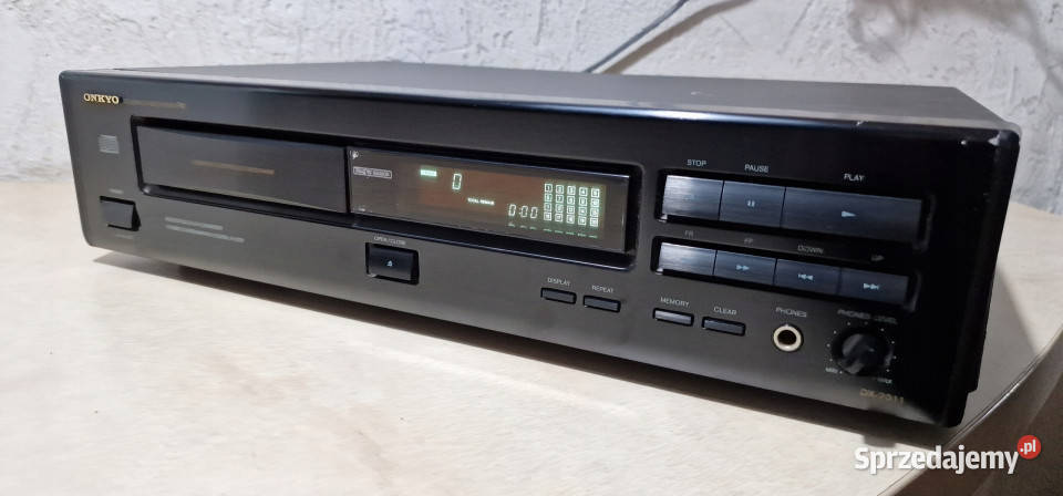 ONKYO odtwarzacz kompaktowy CD player DX 7011 sprzedam