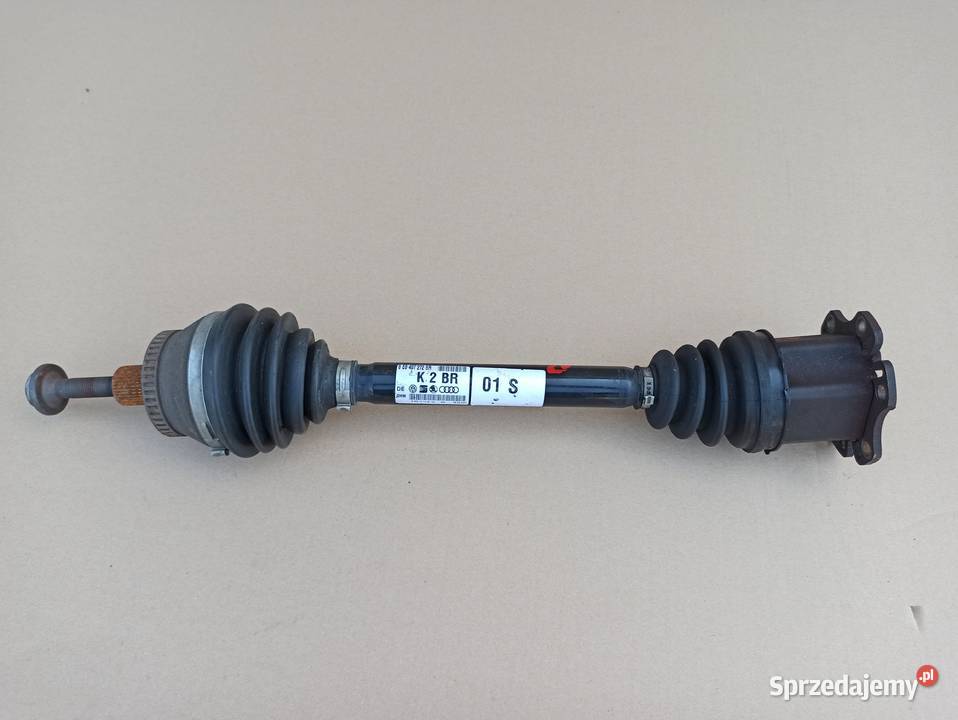 AUDI A4 B7 27TDI AUTOMAT PÓŁOŚ PRAWA 8E0407272BR osobowe lubuskie Trzciel