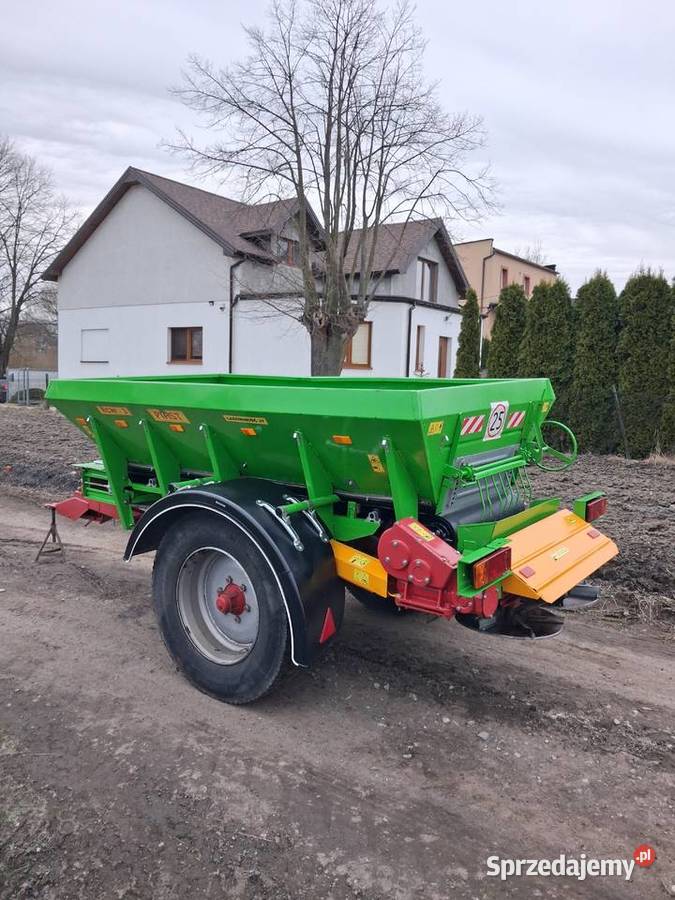 Rozsiewacz wapna rcw3 piast wapniarka nieuszkodzony