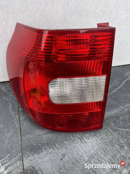SKODA YETI LEWA LAMPA TYŁ osobowe Ostroróg