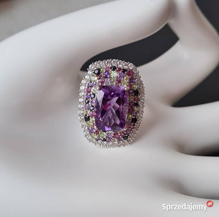 Srebrny pierścionek z kamieniami szlachetnymi mazowieckie Otwock