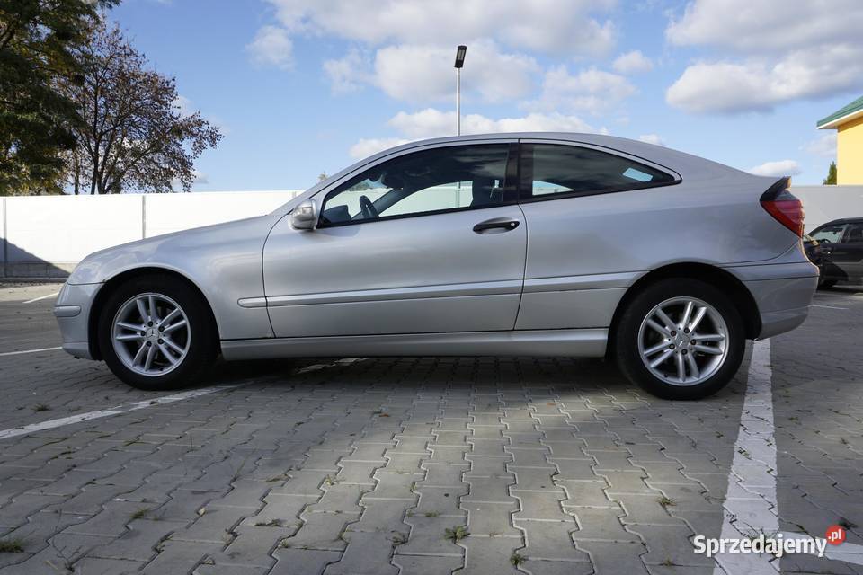 MercedesBenz C200 203CL KOMPRESSOR 18 benz LPG radio