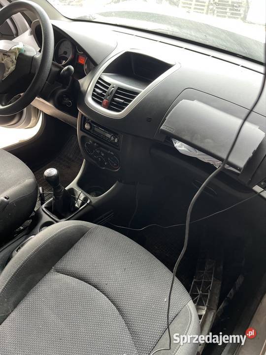 Sprzedam Peugeot 206 14 HDI 2011 uszkodzony łódzkie