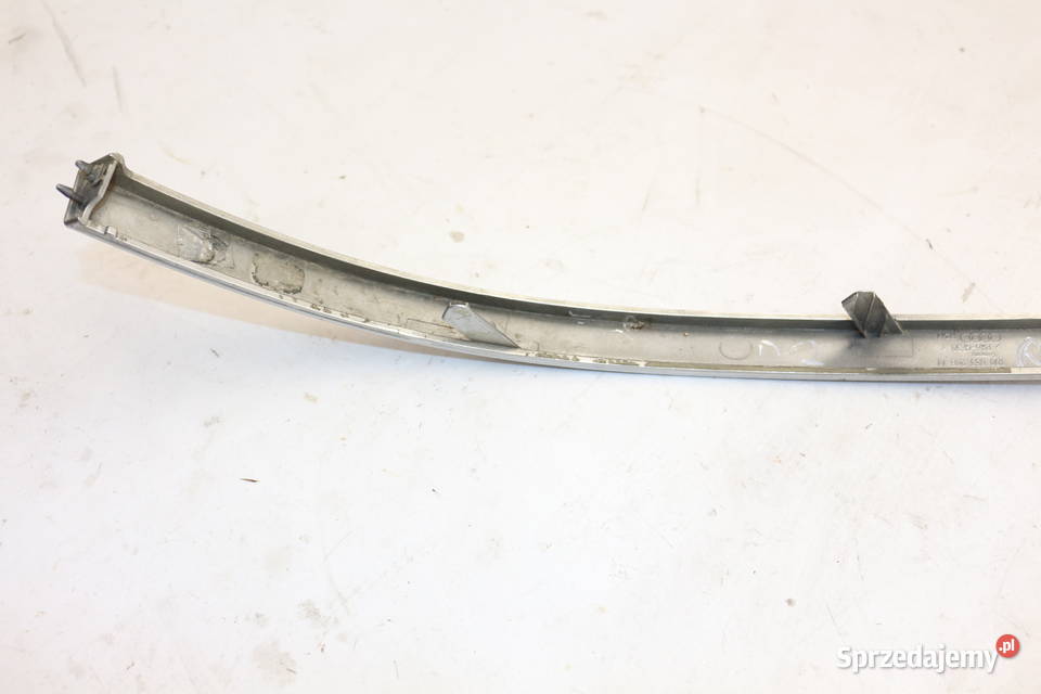 AUDI A8 D2 LIFT LISTWA LAMPY PRAWA PRZÓD LAKIER listwy boczne Prochowice