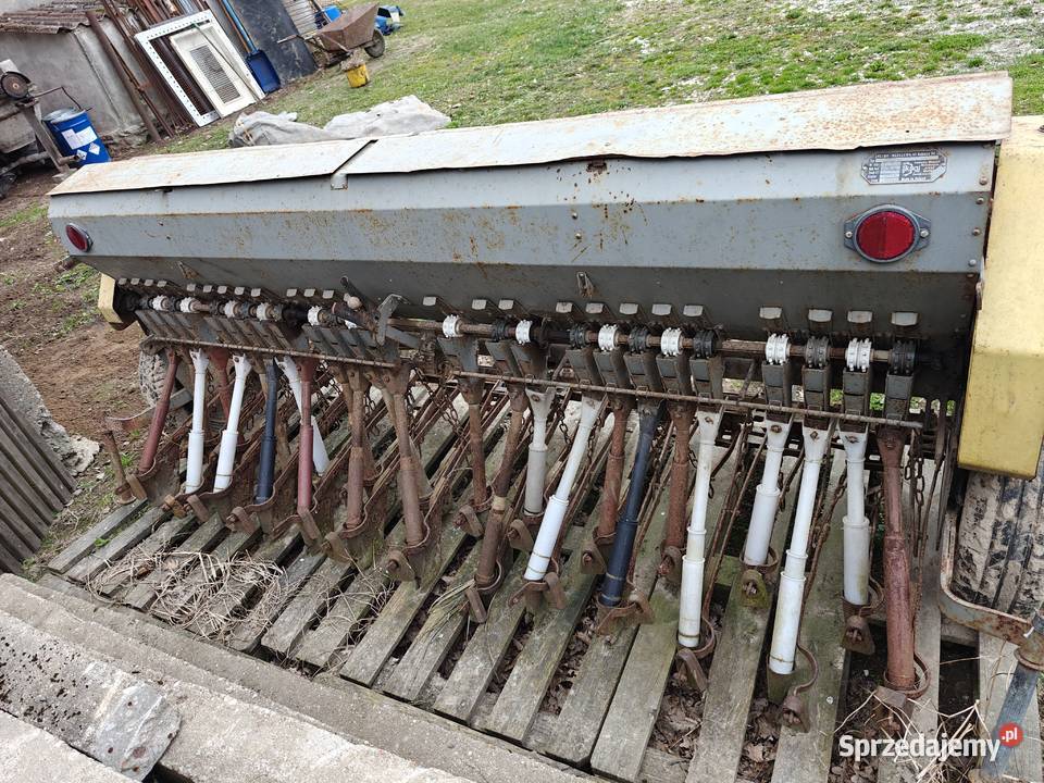 Siewnik zbożowy Poznaniak S043 Wawrowo